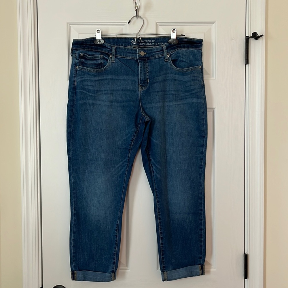 GAP Skinny Rollup Jean